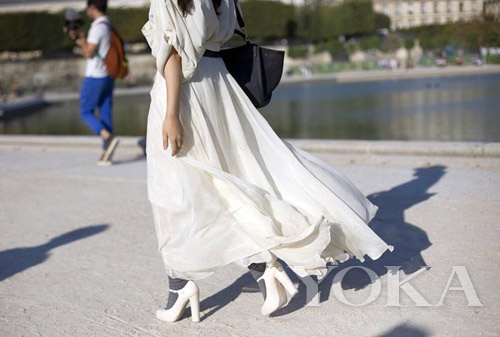 法式的浪漫与小清新 白色裙装清纯扮靓 新华网