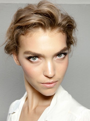 冬季护肤远离 关公脸 脸上红血丝怎么去掉? 新