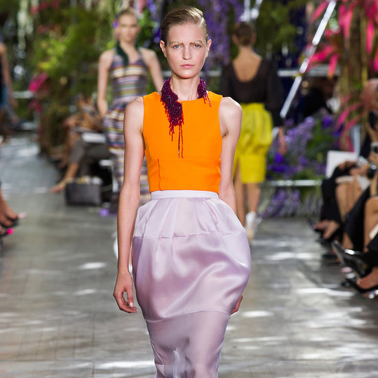 巴黎<em>时装周</em> Christian Dior<em>2014春夏女装</em>_新华