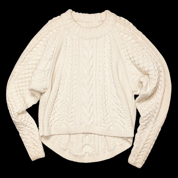 纯白色鱼骨<em>针毛衣</em> 冬日做个文艺男(组图)_新华