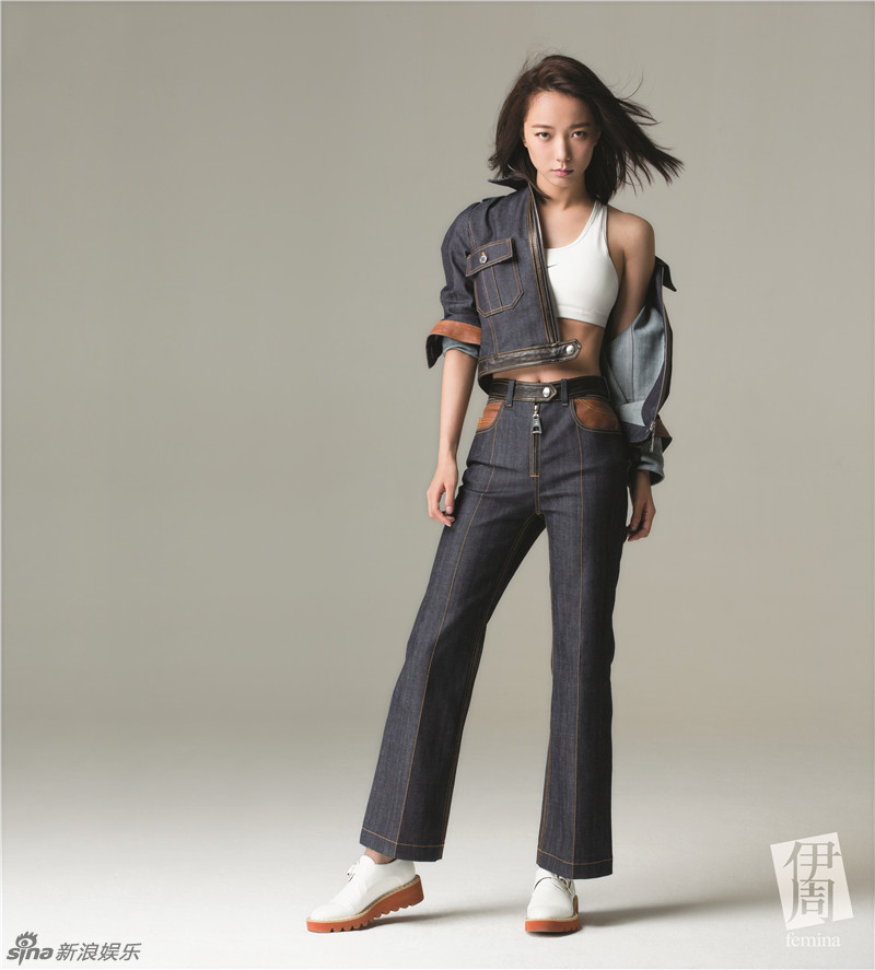 王珞丹<em>大片</em>炫腹励志 张扬<em>女性</em>生活态度_新华网