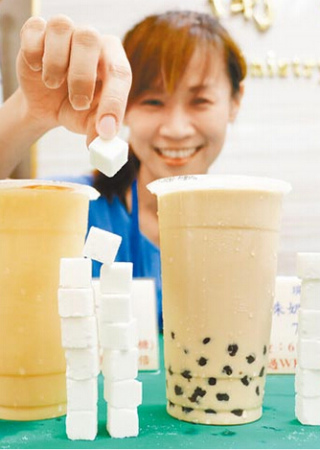 台湾调查 每天一杯珍珠奶茶 两个月胖5公斤 
