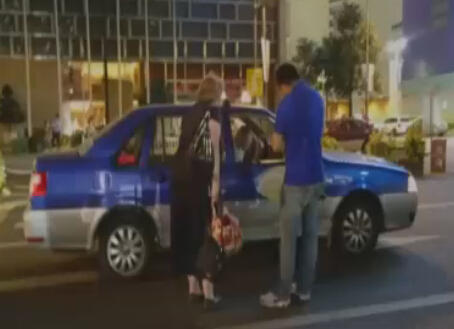 陆家嘴下月起视频抓拍违停宰客 增加10个探头