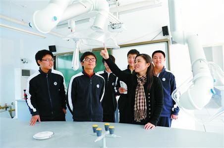 上海交大附中办分校 嘉定9高中校长们有些坐不