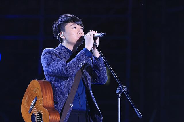 中国好声音2013第一季第四期 134691211_14442671946731n.jpg
