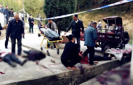 河南 三轮 摩托车 侧翻致7死  3人送医_新华网上海