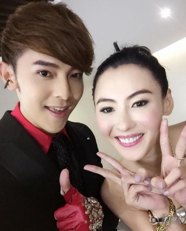  汪东城张柏芝合影  网友:一个男神一个女神-新华