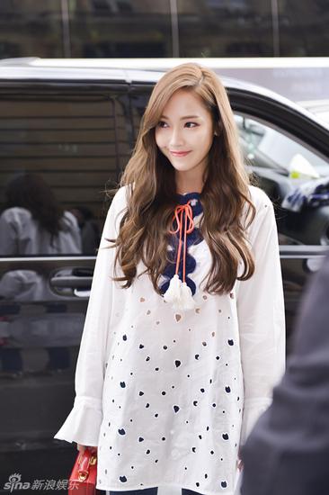 退出少时又怎样 有美貌还能东山再起