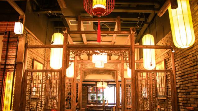 之前很火的快餐店 135282430_14607098710081n.jpg