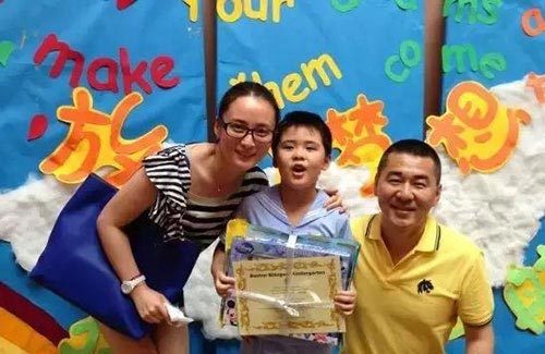 41岁蒋勤勤儿子近照曝光 和陈建斌太像了