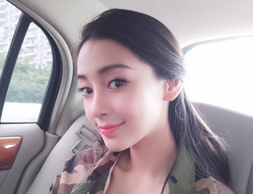 江疏影迷人天鹅颈 这么练你也可以拥有