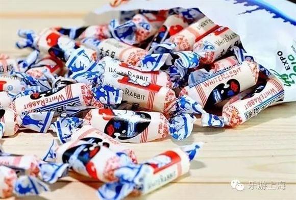 海鲜美食节活动方案_文化节预告首届中国长江金牌美食节参展邀请函(2)