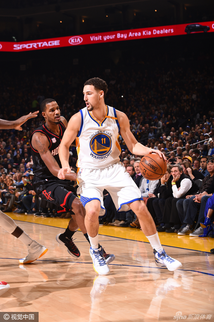 NBA常规赛:火箭vs勇士