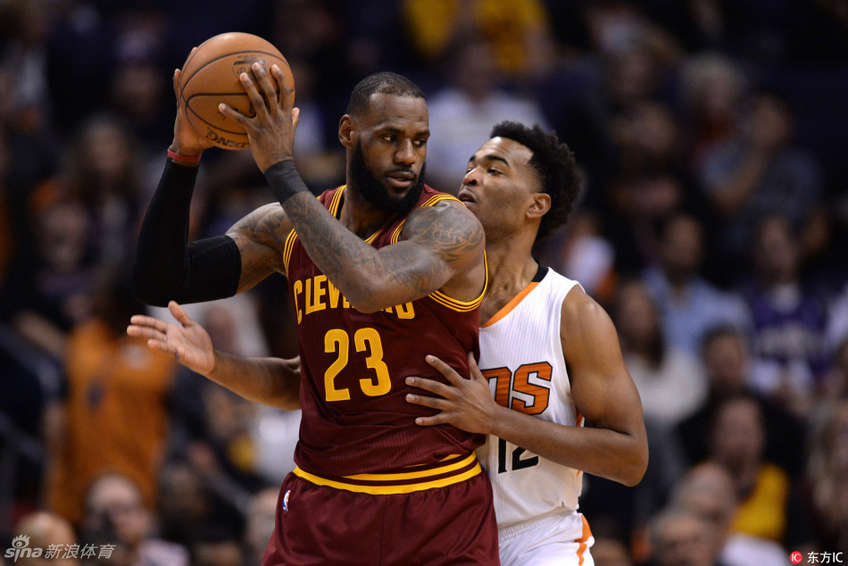 NBA常规赛:骑士120-116太阳