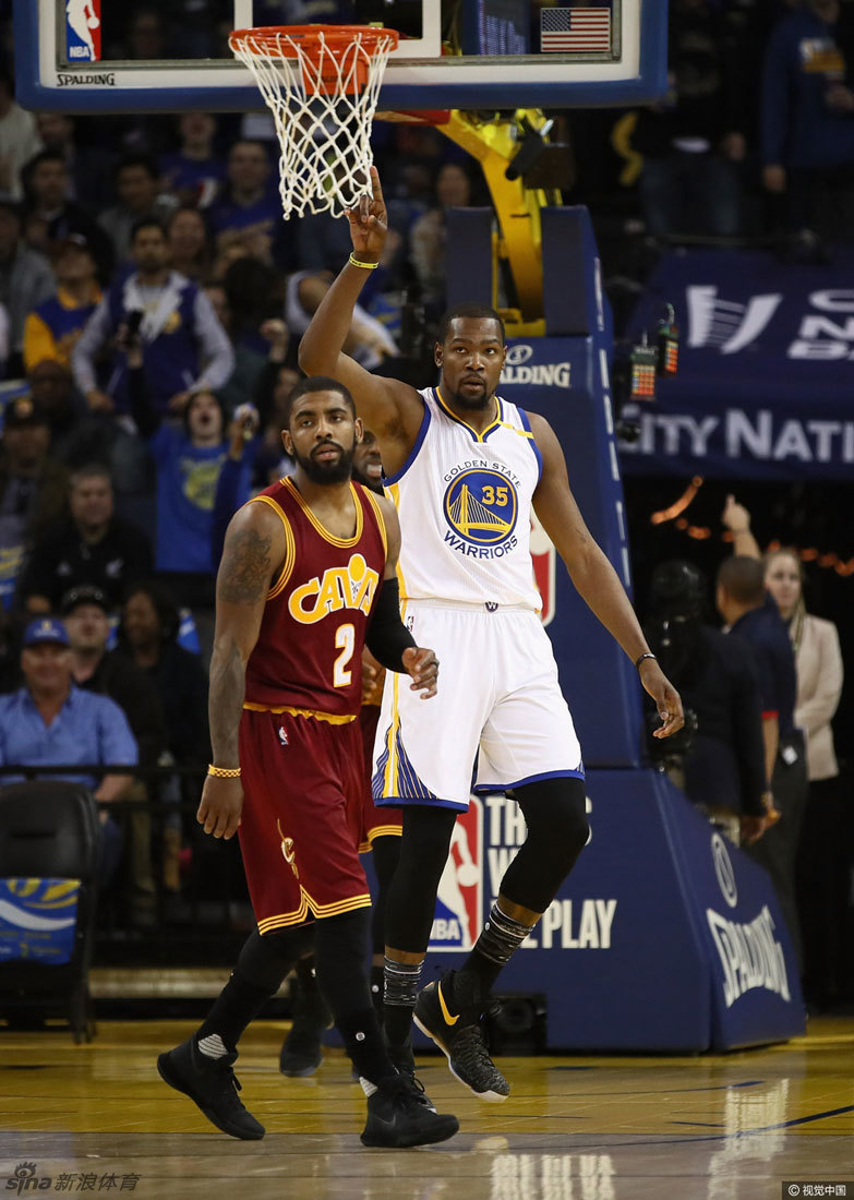 NBA常规赛:勇士VS骑士