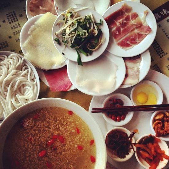 吃遍亚洲 24碗必吃面条米粉哪碗你最爱?