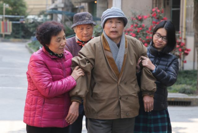 2000年中国人口老年化_中国2020年新生人口