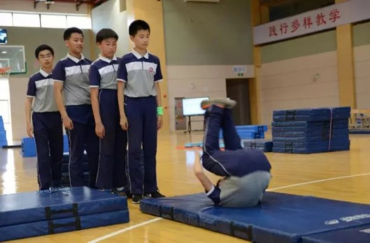 沪中小学体育课程改革将扩大试点:每周4节体育