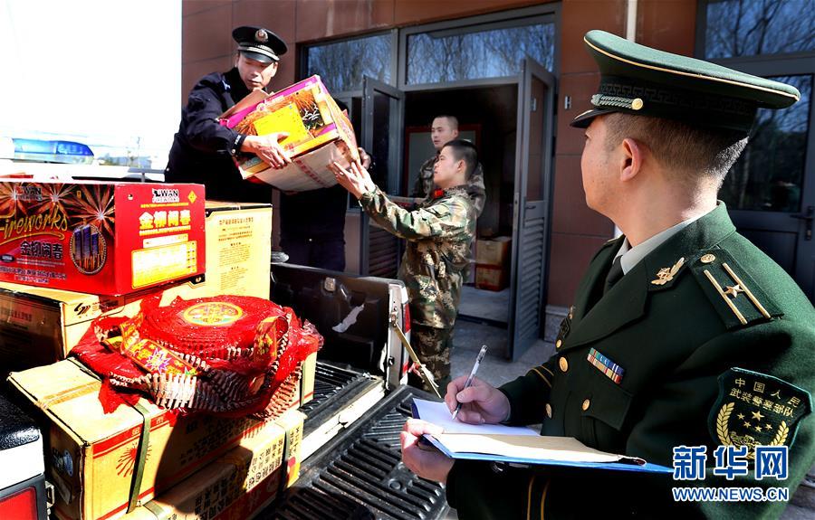 （社会）上海严打非法制贩、存储烟花爆竹