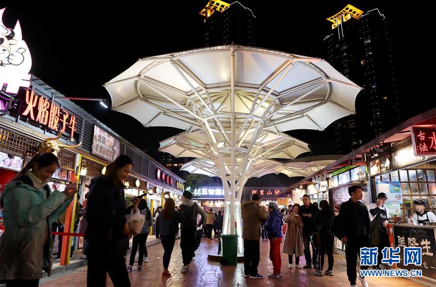 （社會）（2）上海：春日&ldquo;趕大集&rdquo; 樂享小長假