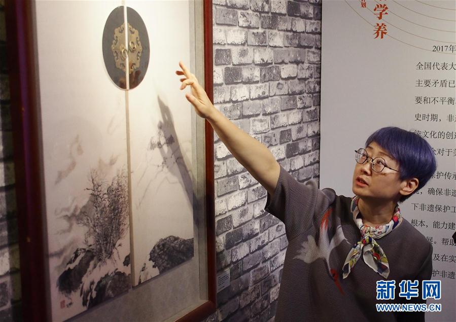 （文化）上海展示高校培训非遗传承人成果