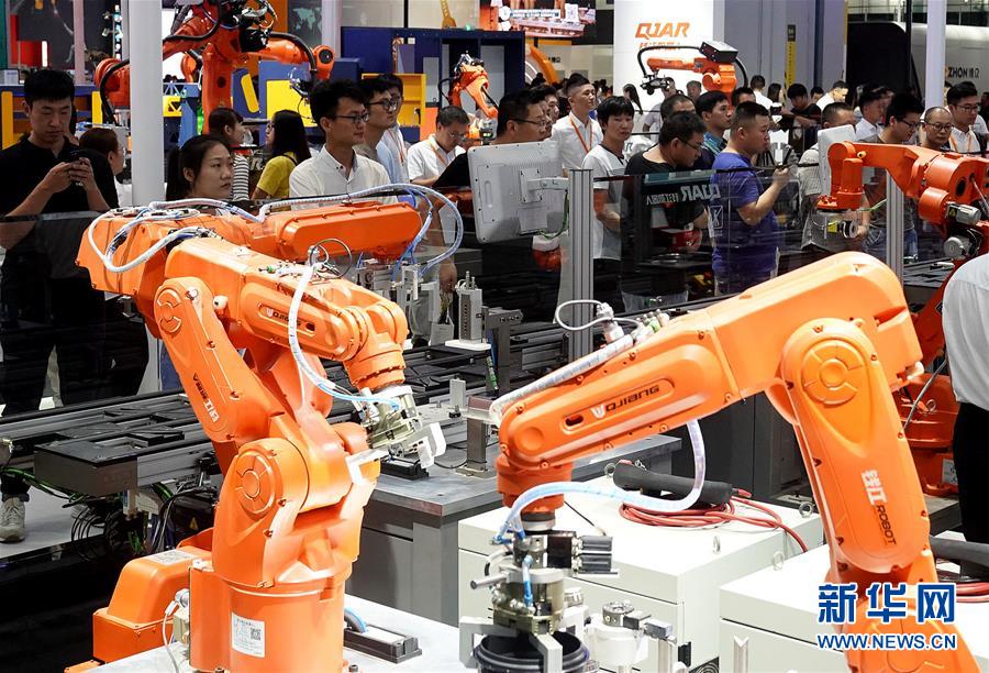 （請發上海頻道）：中國智造閃亮工博會