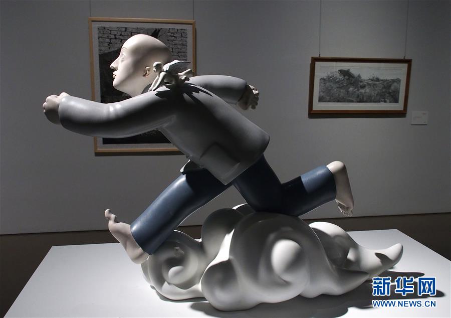 （文化）（1）第十二届中国艺术节三大国家级展览在沪开幕