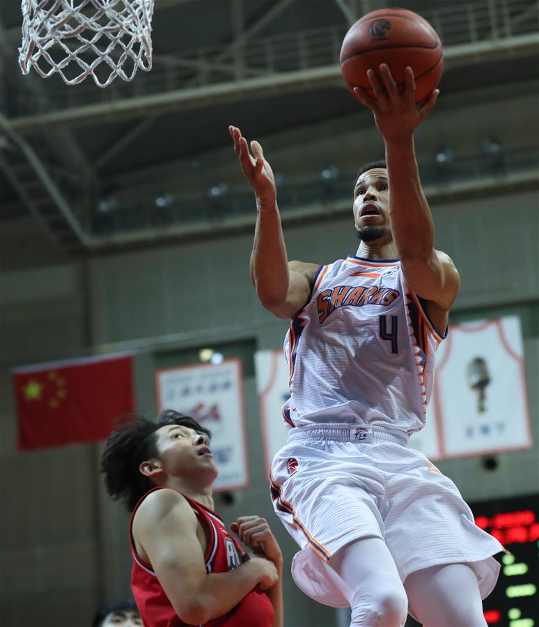 （體育）（1）籃球——CBA常規賽：上海久事勝深圳馬可波羅