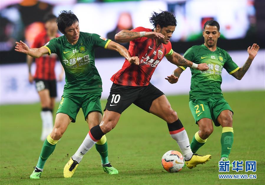 （體育）（4）足球&mdash;&mdash;中超：上海上港勝北京中赫國安