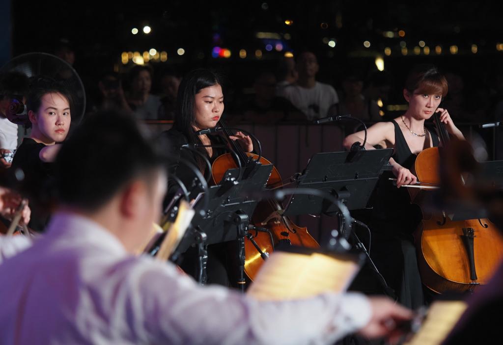 上海西岸奏响“大提琴的夏日狂想”