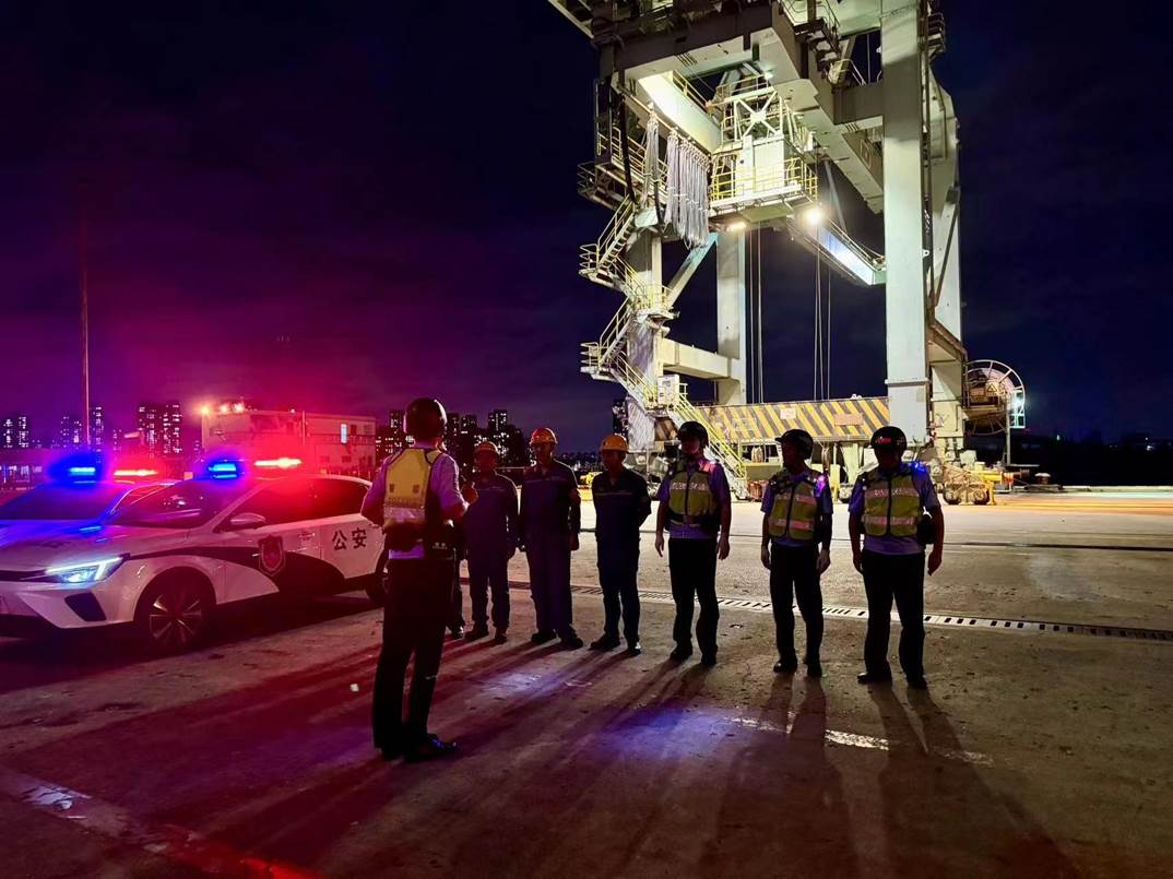 f12d18571fa0437d049e4746f84f3e4