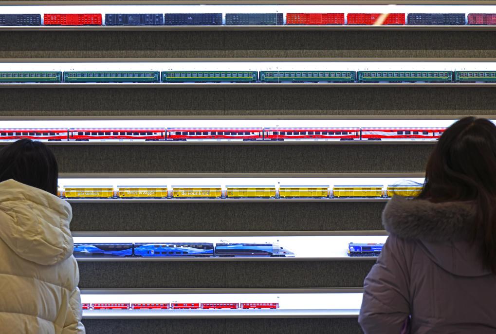 “铁路微缩世界”亮相上海市群艺馆