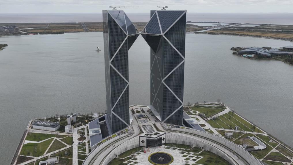 �Ϻ����ٸ���Ƭ�������������Ŀ���