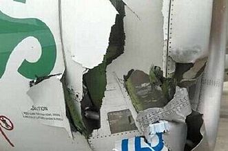 春秋航空A320在浦东机场与拖车碰擦 无人员伤亡