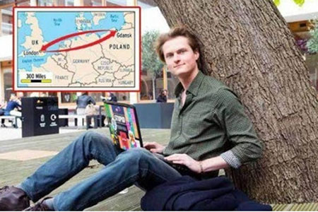 英国 大学生搭飞机上课  机票比房租便宜逆天啦