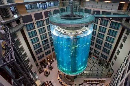 世界创意电梯PK 百龙天梯第一鱼缸电梯第二