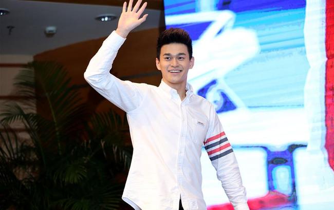 孫楊與上海體育學院師生分享&ldquo;泳者人生&rdquo;