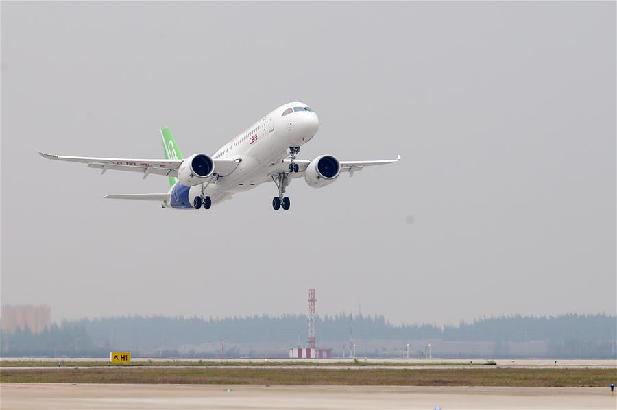 中國商飛：中國&ldquo;新翼&rdquo;飛向世界