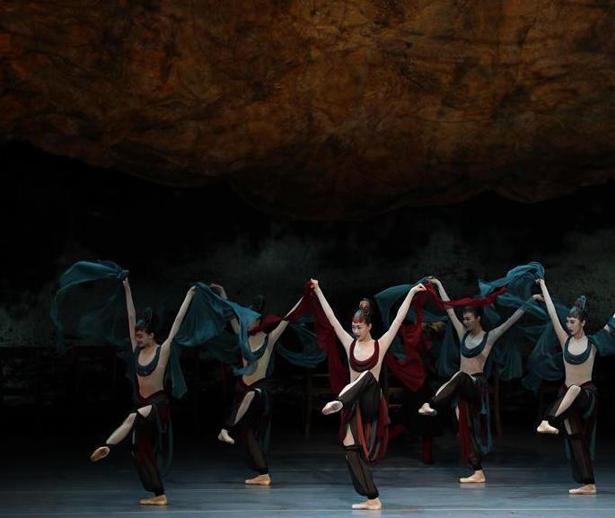 芭蕾舞劇《敦煌》：用足尖展現藝術之美，訴説真實人性