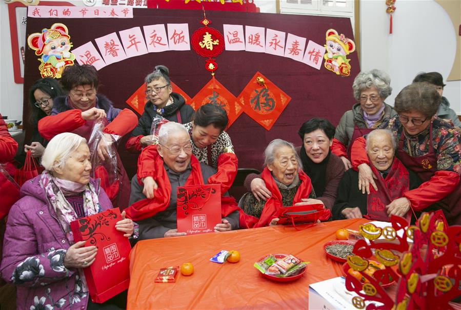 上海：溫馨年夜飯