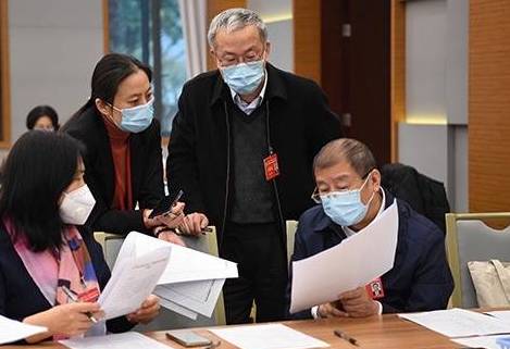 政协委员集中审阅提案，今年有些啥看点？