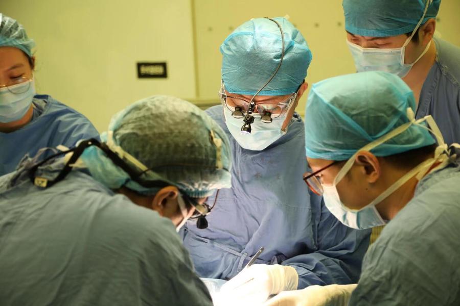 仁济医院成功实施母子活体肝移植术